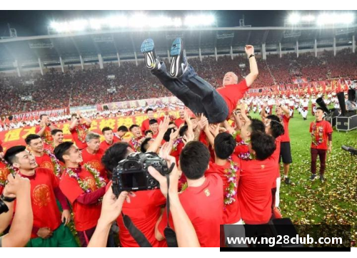 NG南宫28广州恒大击败对手晋级亚冠八强，郜林双响引球迷狂欢！